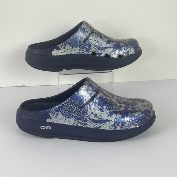 Oofos Women’s OOcloog Limited Edition Clog Blue Snake Recovery size W8 M6 Shoe - Picture 3 of 8